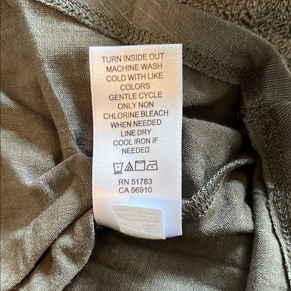 Maurice’s Green Racerback Tank - Picture 4 of 4